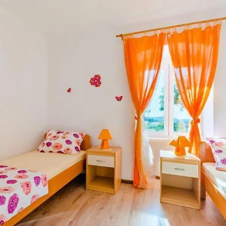 Magdalena - Three Bedroom *