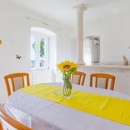 Magdalena - Three Bedroom *